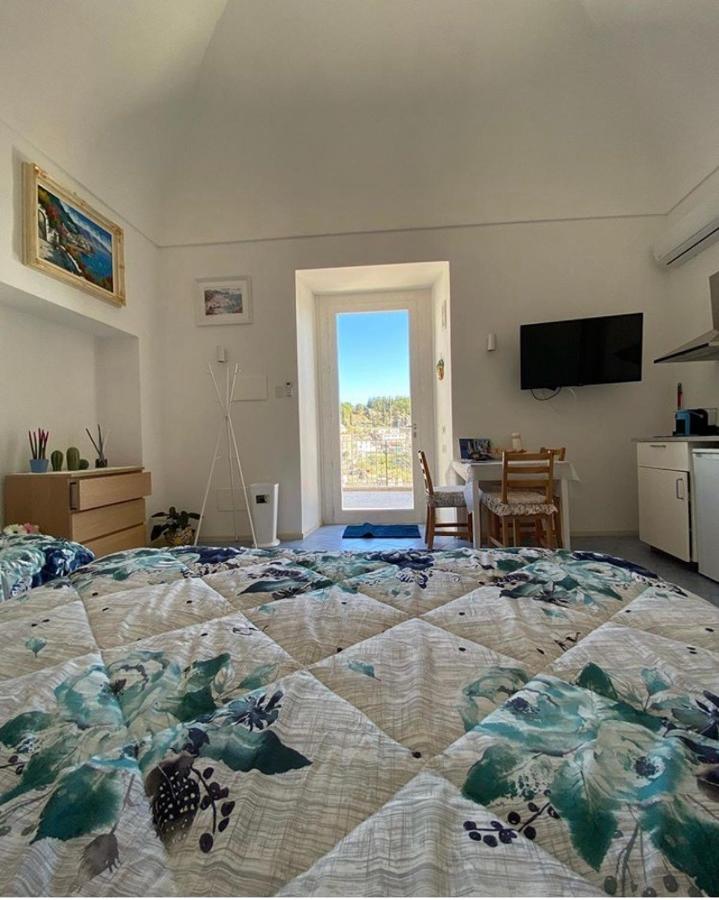 Lucy'S House - Comfortable Apartment In Amalfi Buitenkant foto