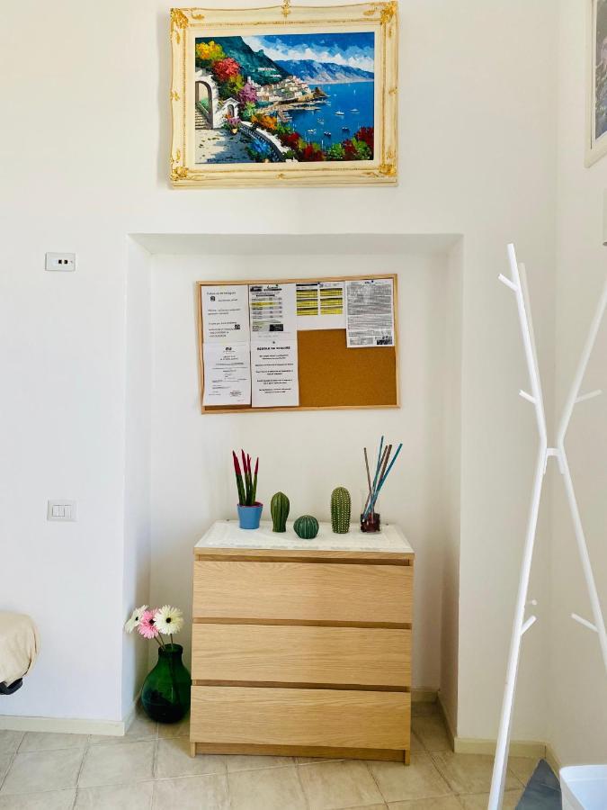 Lucy'S House - Comfortable Apartment In Amalfi Buitenkant foto