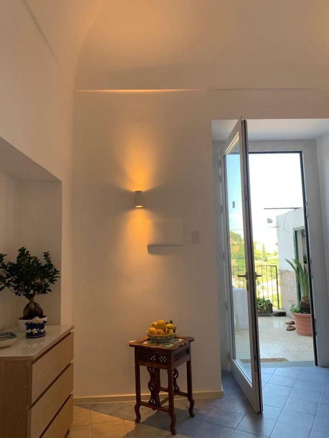 Lucy'S House - Comfortable Apartment In Amalfi Buitenkant foto